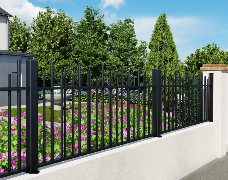 Clôture à barreaudage