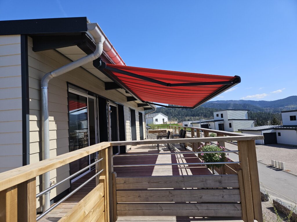 Store avec coffre intégral à Vagney